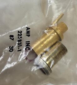 AMP CONNECTIVITY TERMINALS 225831-1 87 30