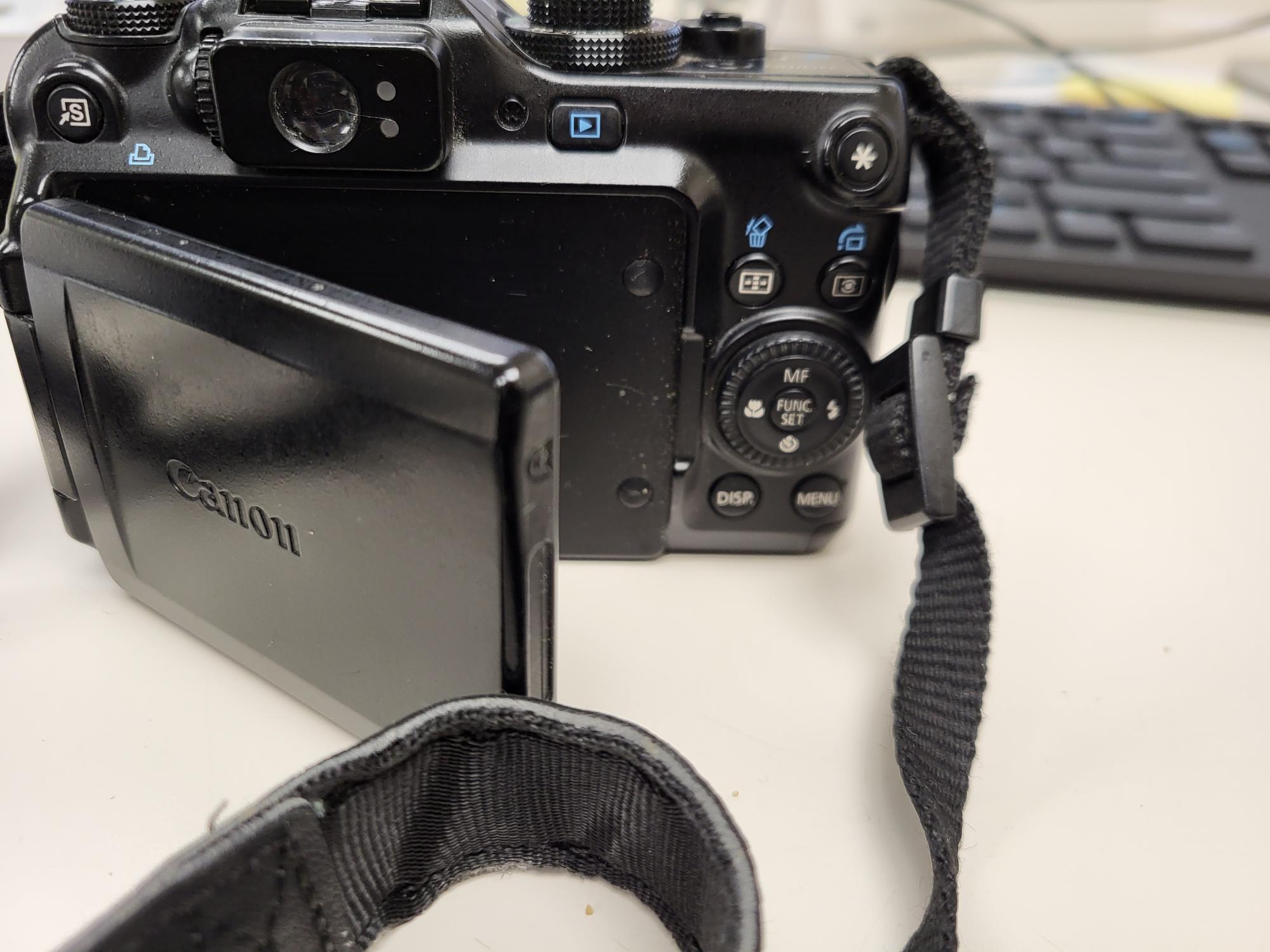 Canon Power Shot G11 - Cameras, Photography and Audio Equipment