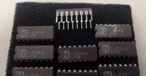 Harris Analog Switch 11-201hs-8 8708 (lot of 18) - Image 3