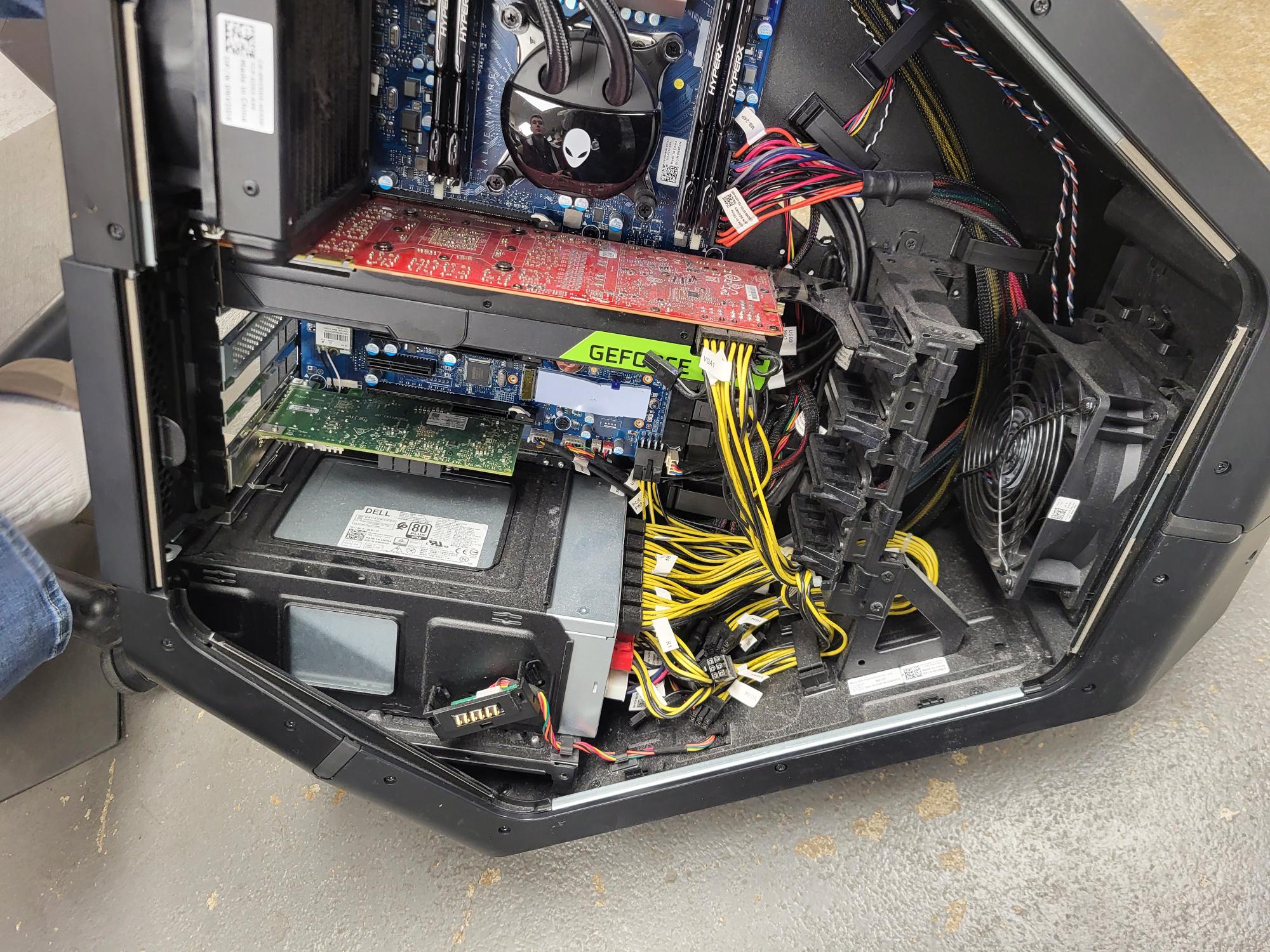 アリス IQUNIX ZX-1 Aluminum Mini-ITX Case | Reddot Award – IQUNIX.com