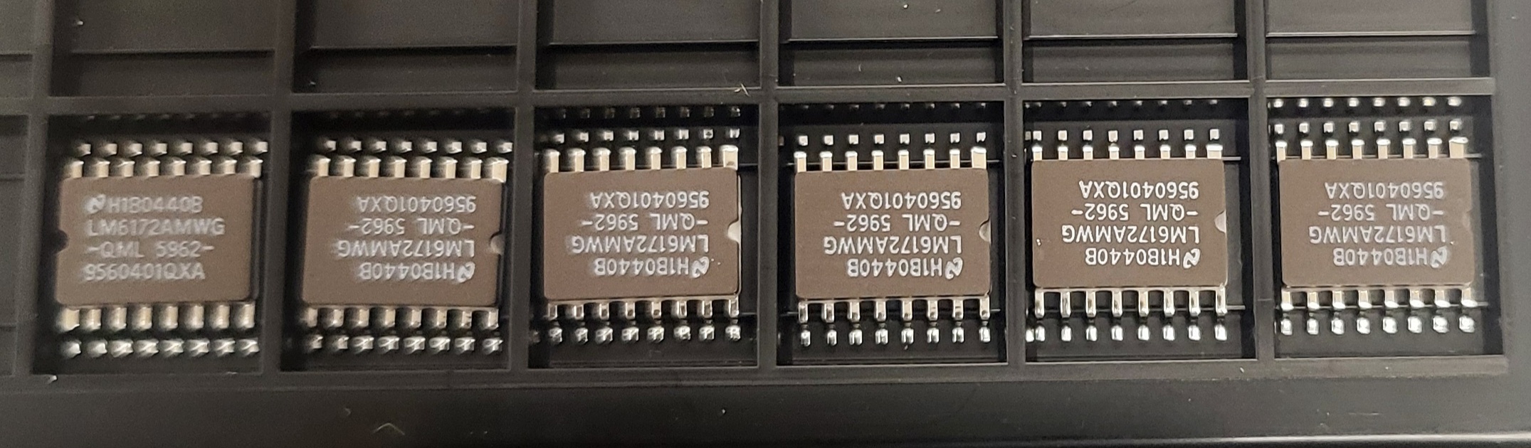 Microcircuit Dual Feedback AMP 5962-9560401QXA (lot of 6) - Image 3