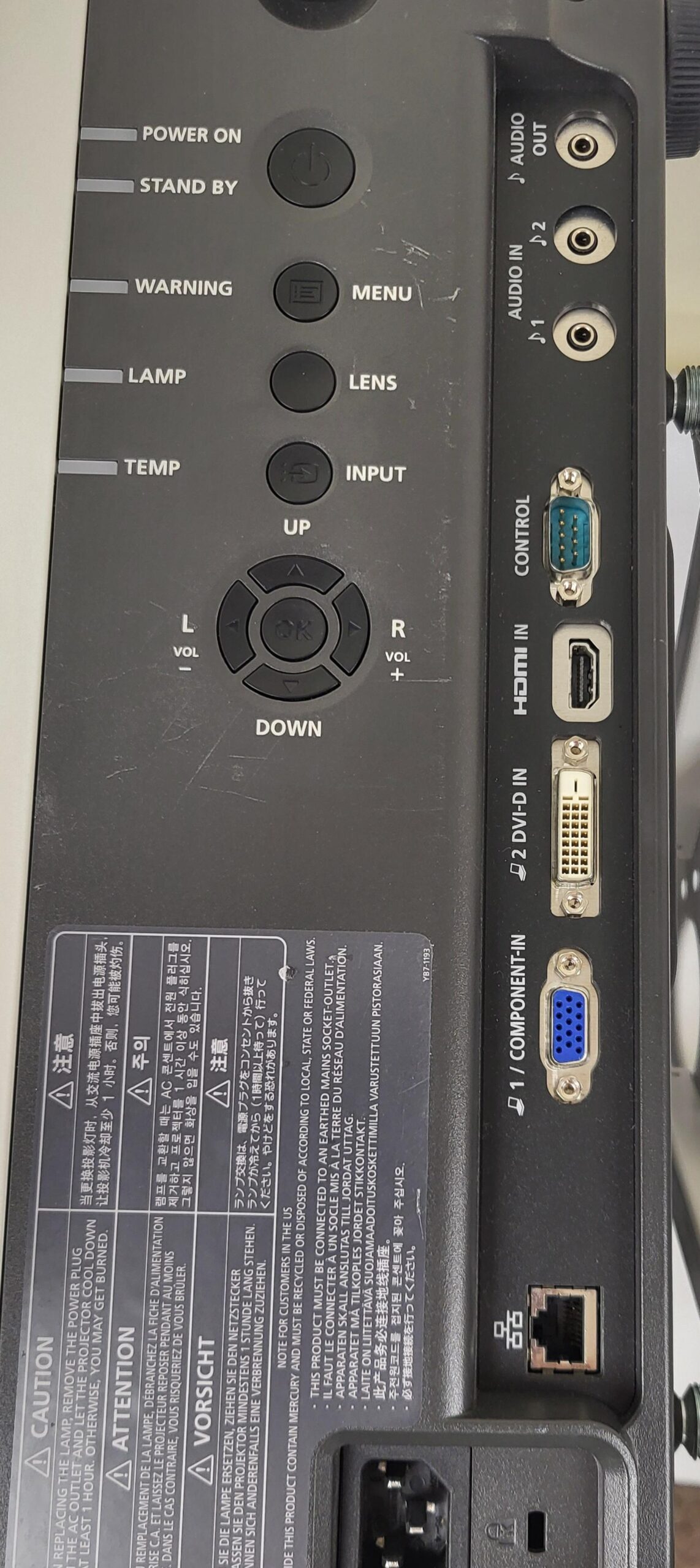 Canon WUX5000 Aisys Projector - Image 4