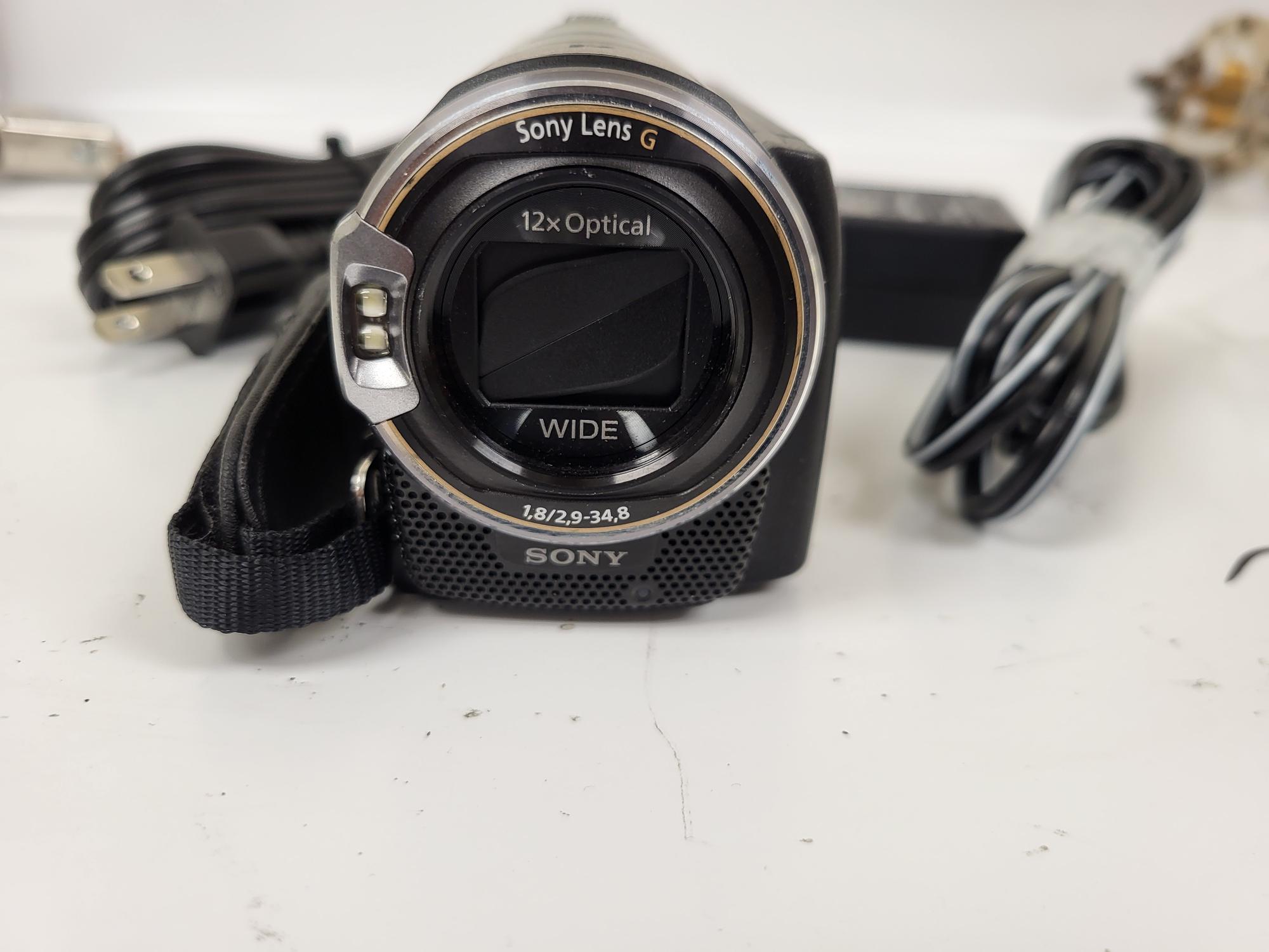 Sony HDR-CX580 Handycam