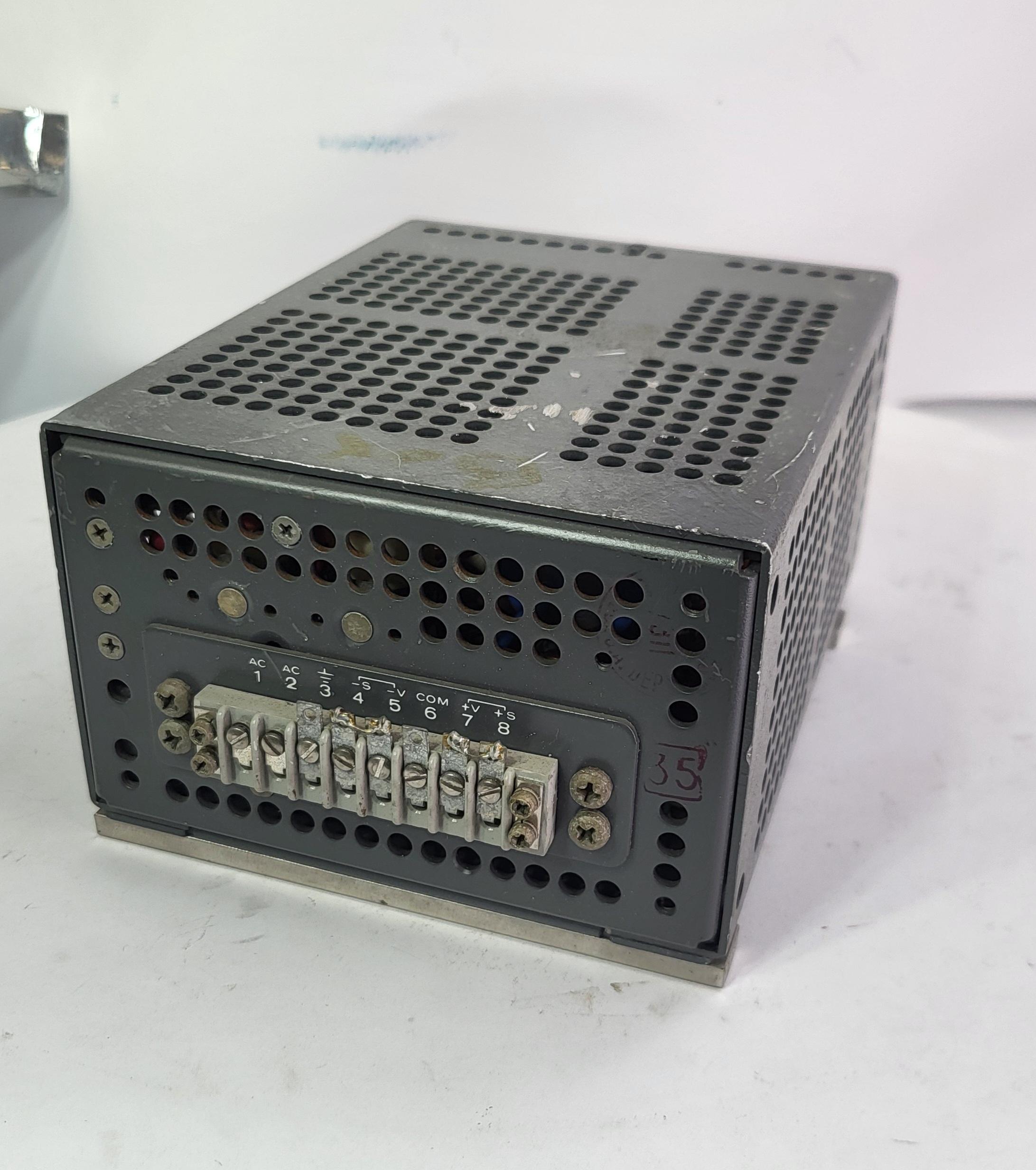 Lambda LXD-B-152-R Dual Regulated Power Supply - Image 2