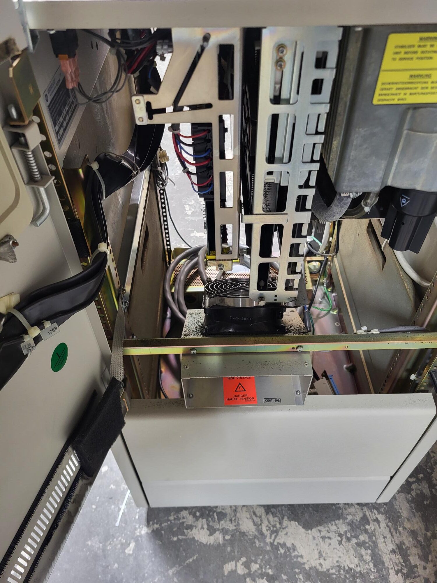 Digital TU81-Plus Tape Drive - Image 6