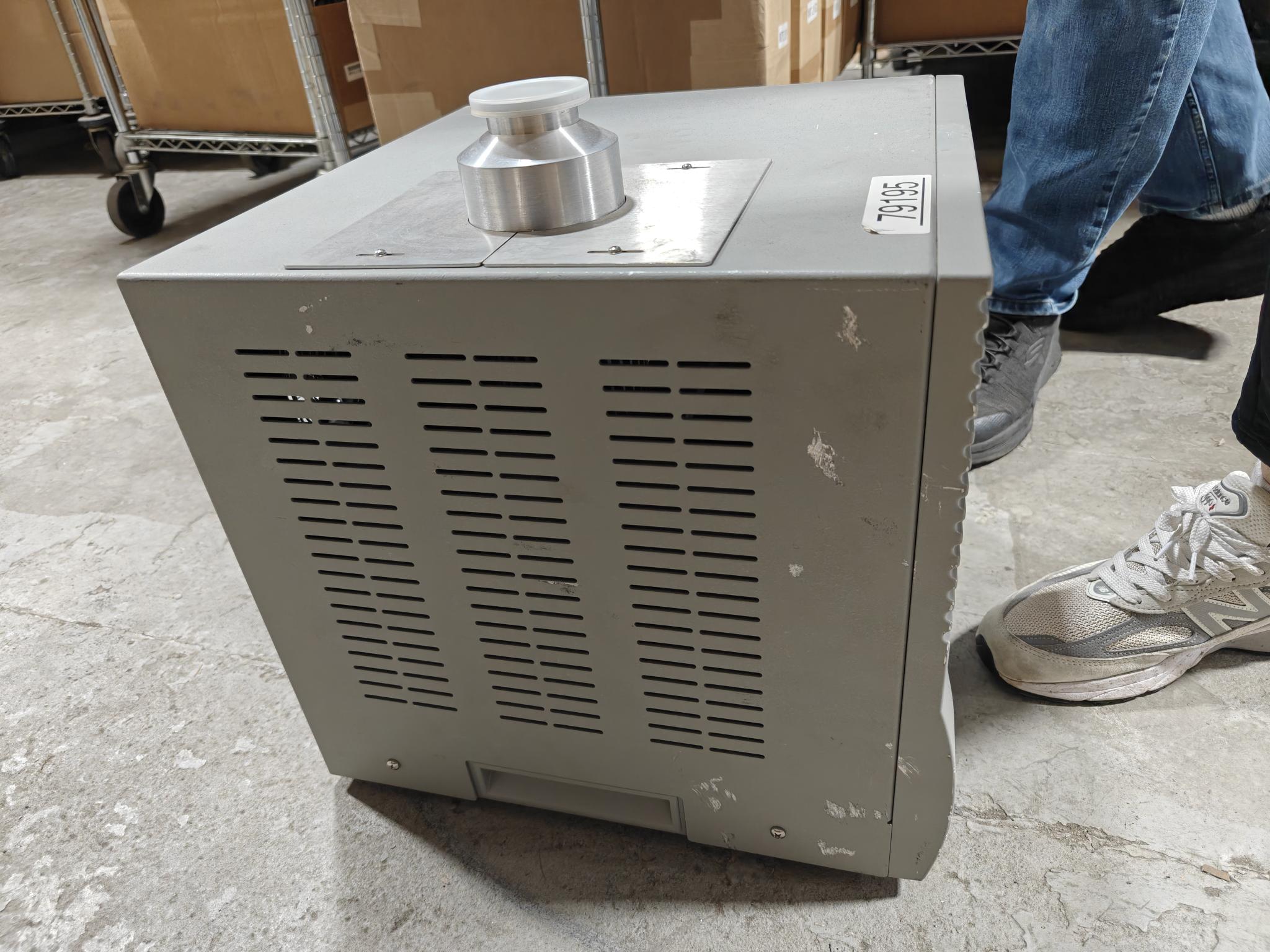 VARIAN V 70 Turbo Pump V70 Turbomolecular Pump System with Dry Pump - Image 4