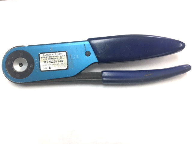 Daniels M22520/1-01 AF8 Crimping Tool - Image 4