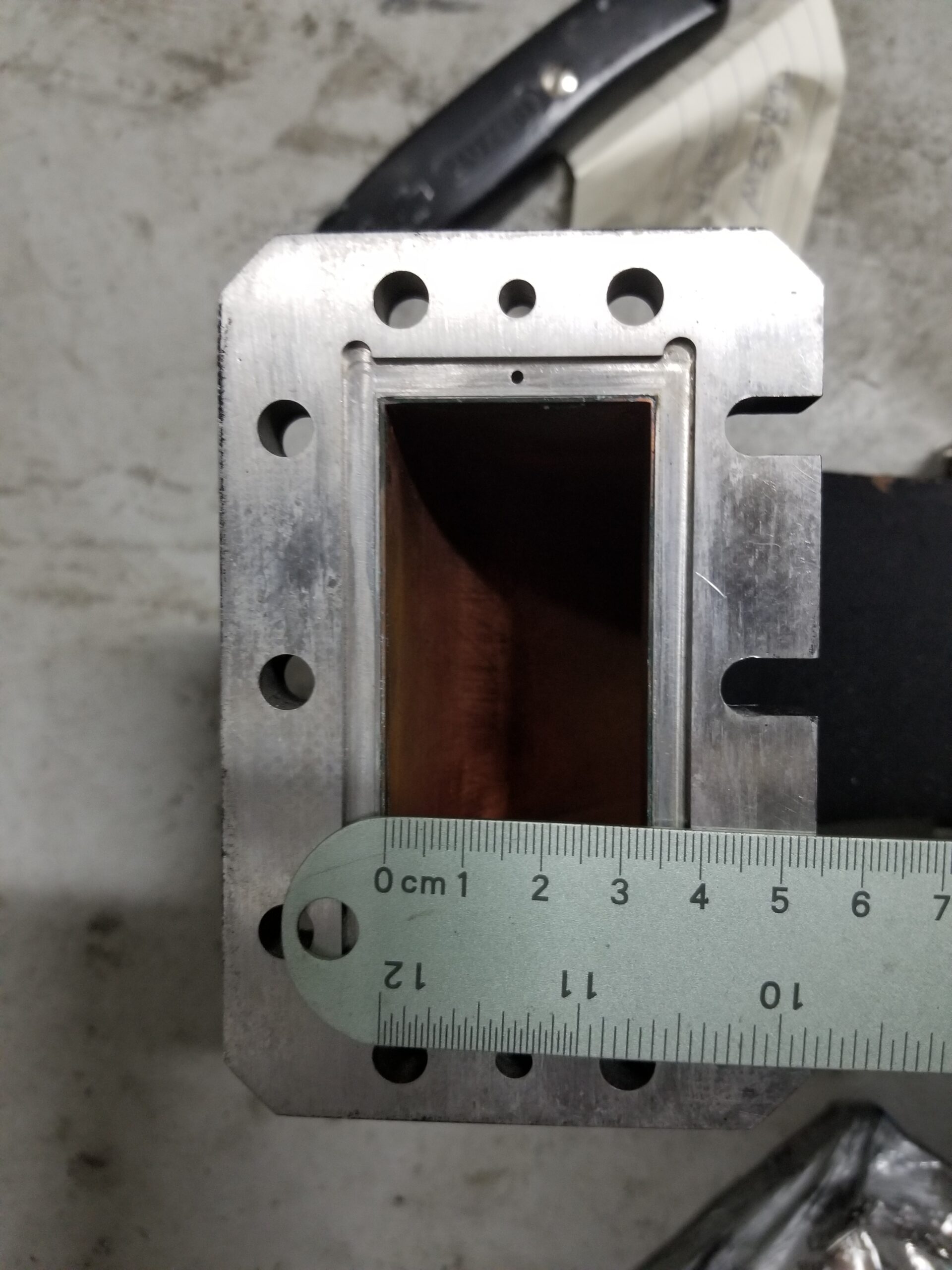 CTC P1000L Microwave Generator - Image 3