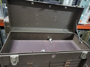 Kennedy 520-226011 Machinists Tool Chest - Image 2