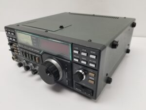Icom IC-471A 430-450Mhz Classic/Vintage Amateur Radio Transceiver for Restoration or PARTS/REPAIR - Image 3