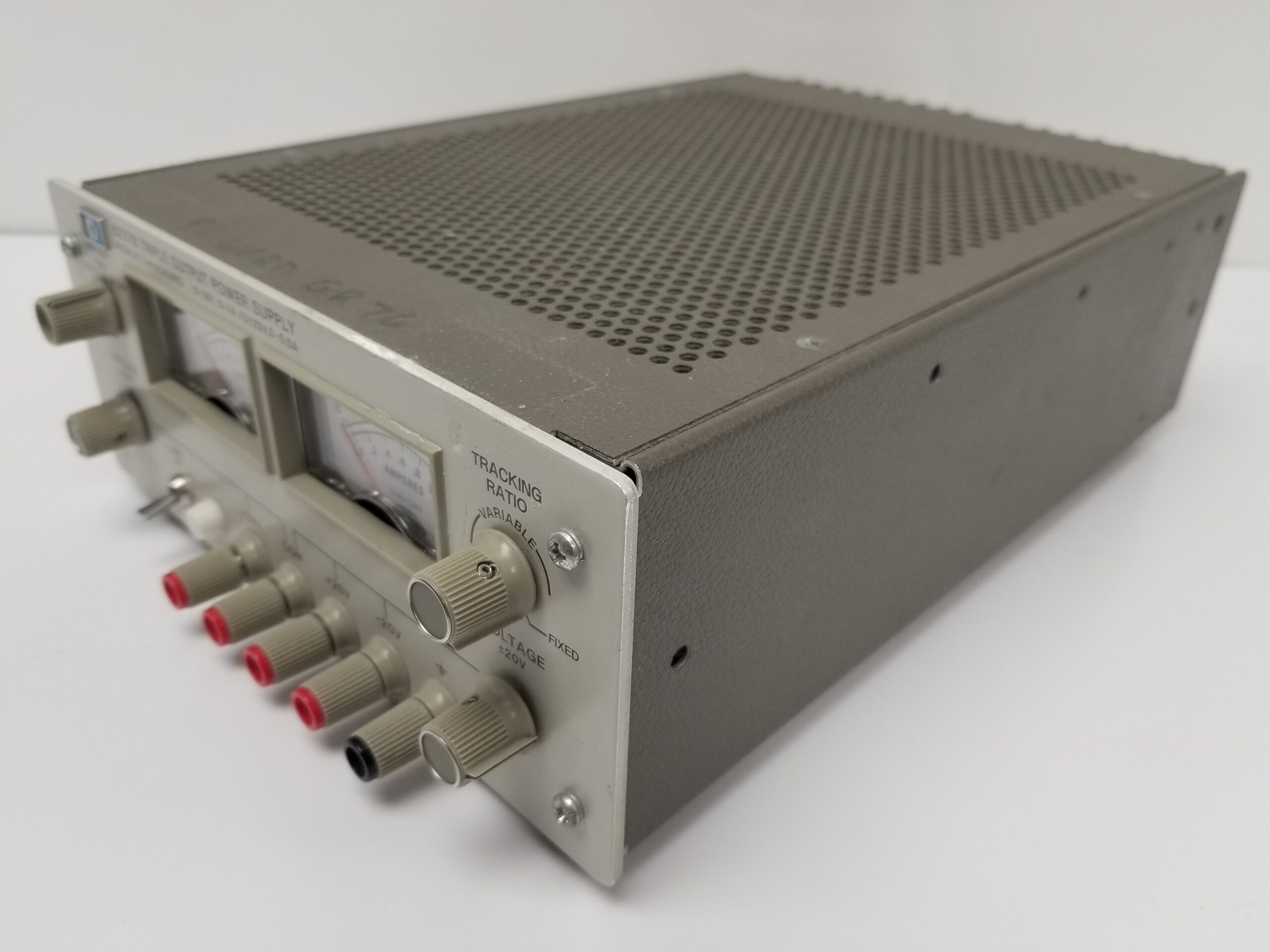 Hewlett Packard 6237B Triple Output Power Supply - Power Supplies