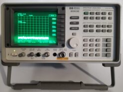 Hewlett Packard 8563E Spectrum Analyzer 30Hz-26.5Ghz for PARTS/REPAIR
