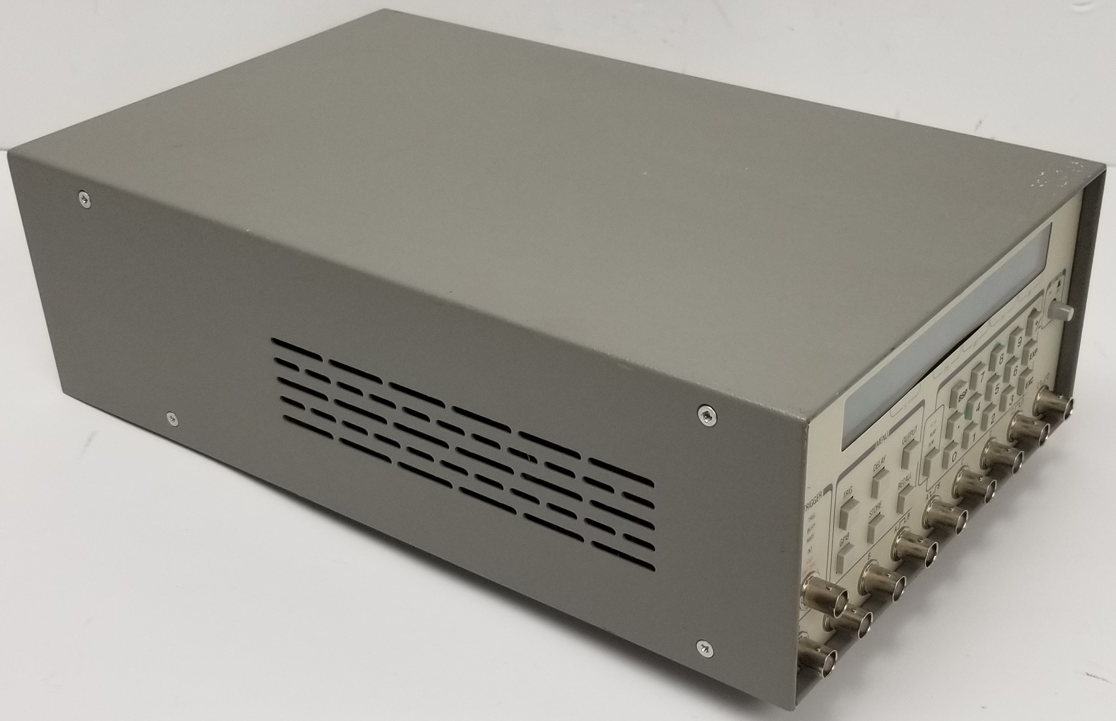 Stanford Research Systems Inc. DG535 4 Channel Digital Delay