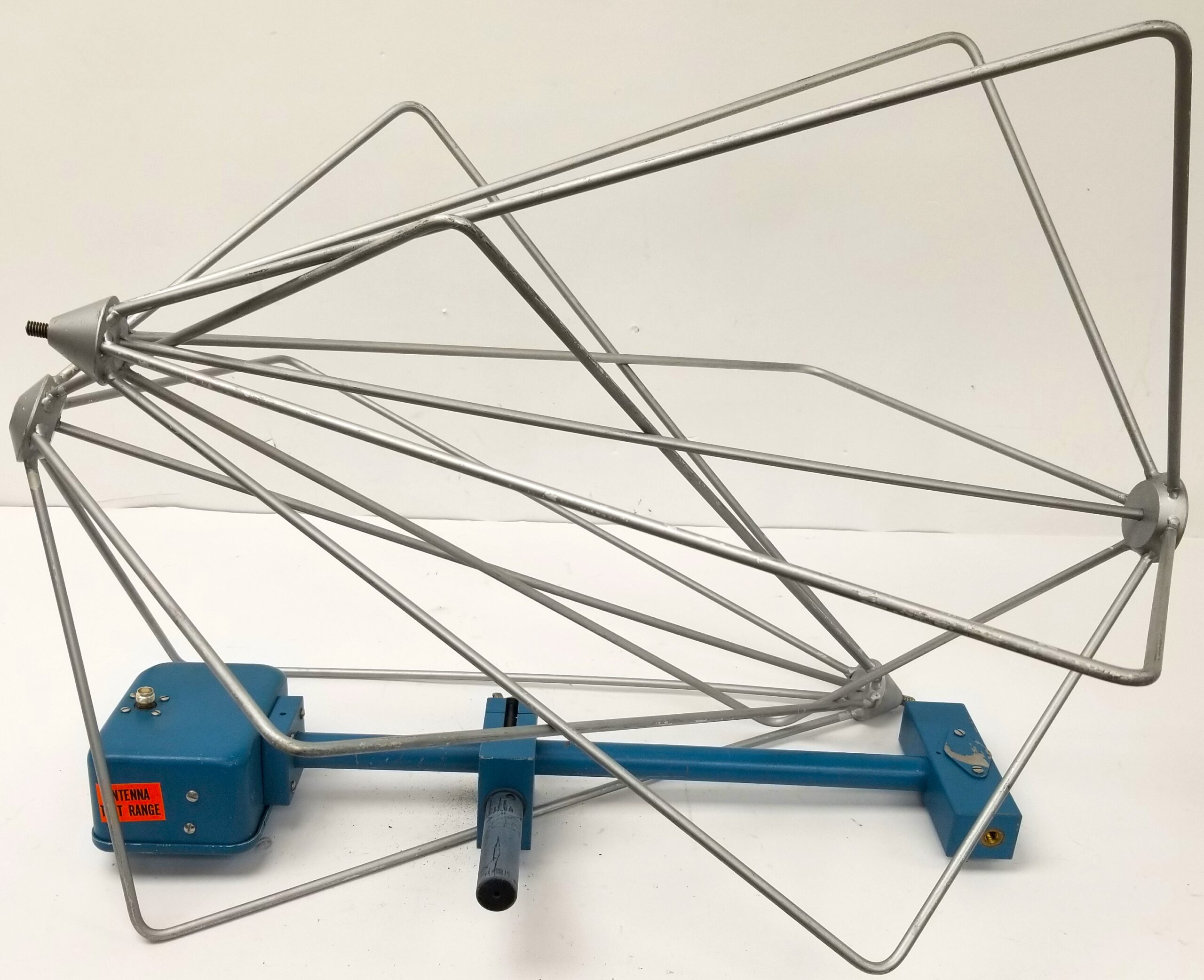 Electro-Metrics B1A-25 Biconical Antenna 30 MHz to 200 MHz - Image 3
