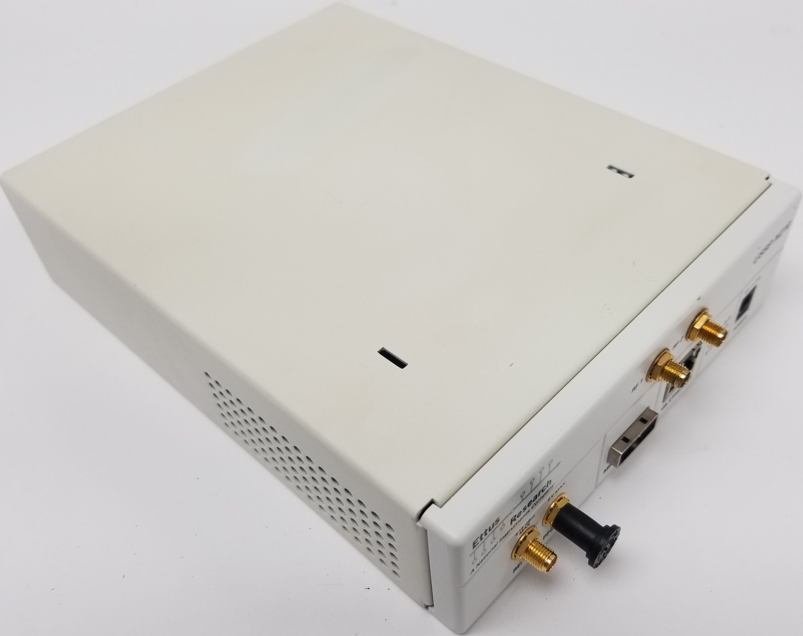 Ettus Research USRP N210 Cognitive Radio with SBX Rev 5.1 Board