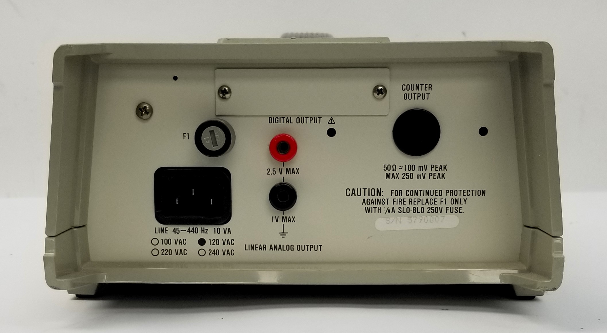 Fluke 8920A True RMS Wideband Digital Voltmeter - Image 3