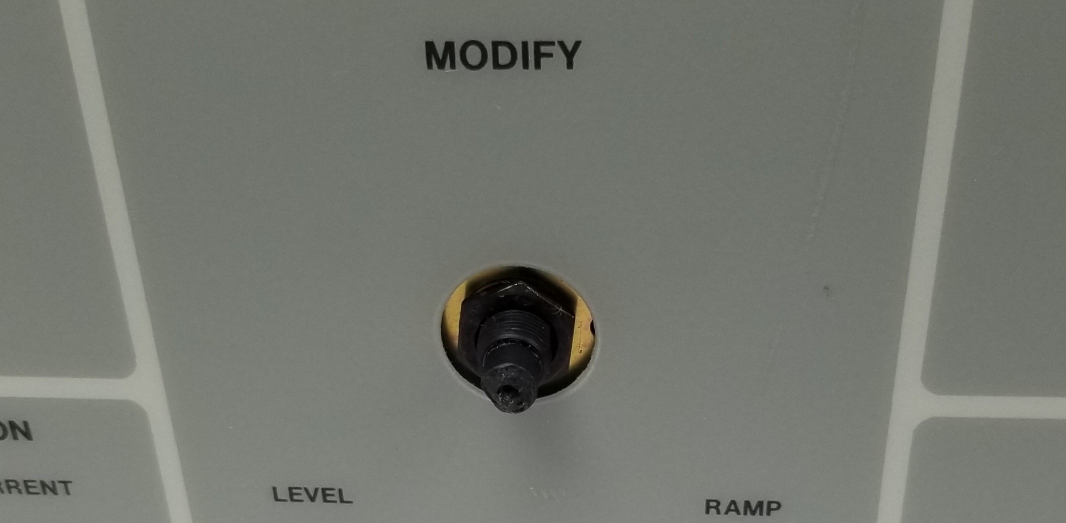 Advanced Energy MDX 2.5K Magnetron Drive Power Supply 500 1800 Volts 3152224-013G For PARTS/REPAIR - Image 5