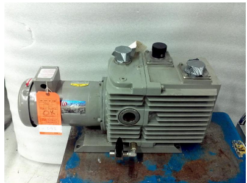 Leybold-Heraeus D30A Vacuum Pump Trivac 3 Phase