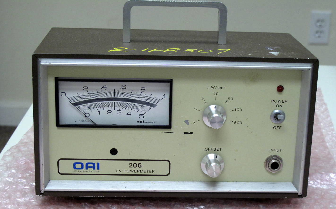 Optical Associates 206 UV Powermeter Optical Power and Energy Meters