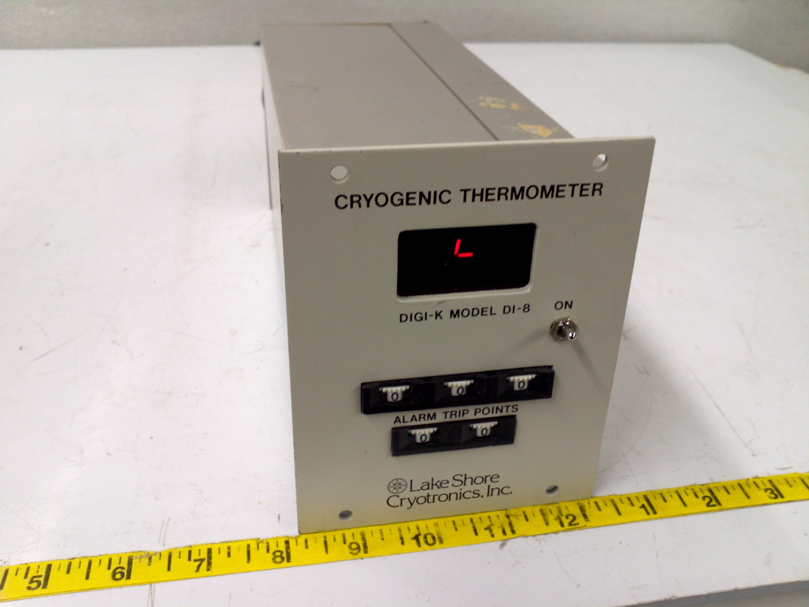 Lake Shore Digi-K DI-8 Cryogenic Thermometer
