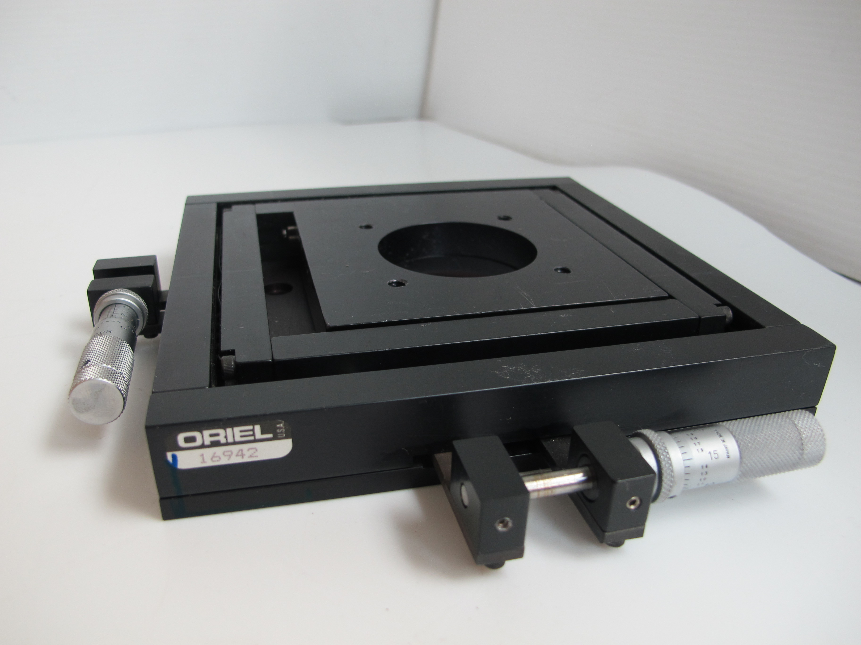 ORIEL Model 16942 X-Y Translation Stage - Image 3