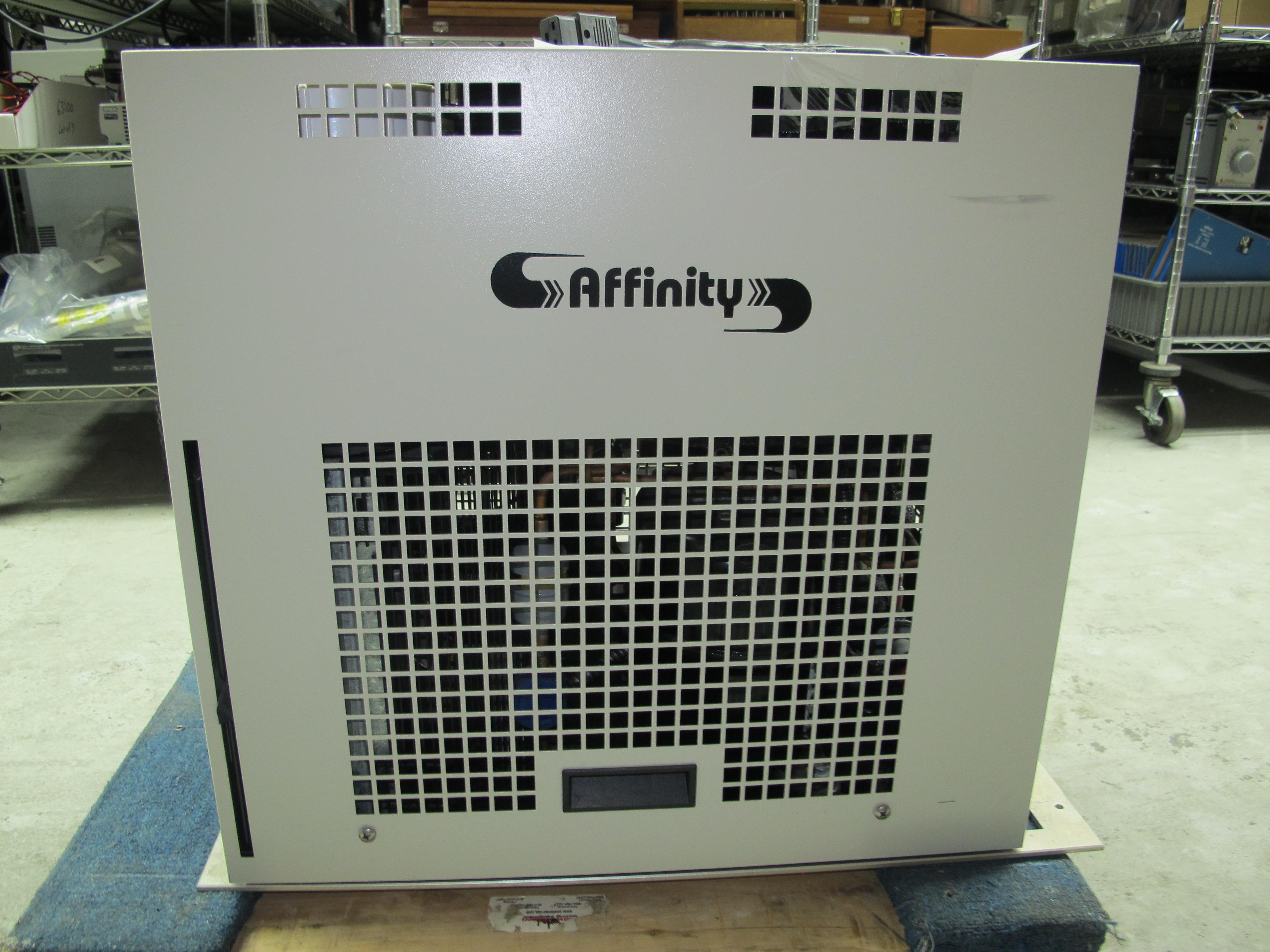 Lytron / Lydall / Affinity Recirculating Chiller PAA-005J
