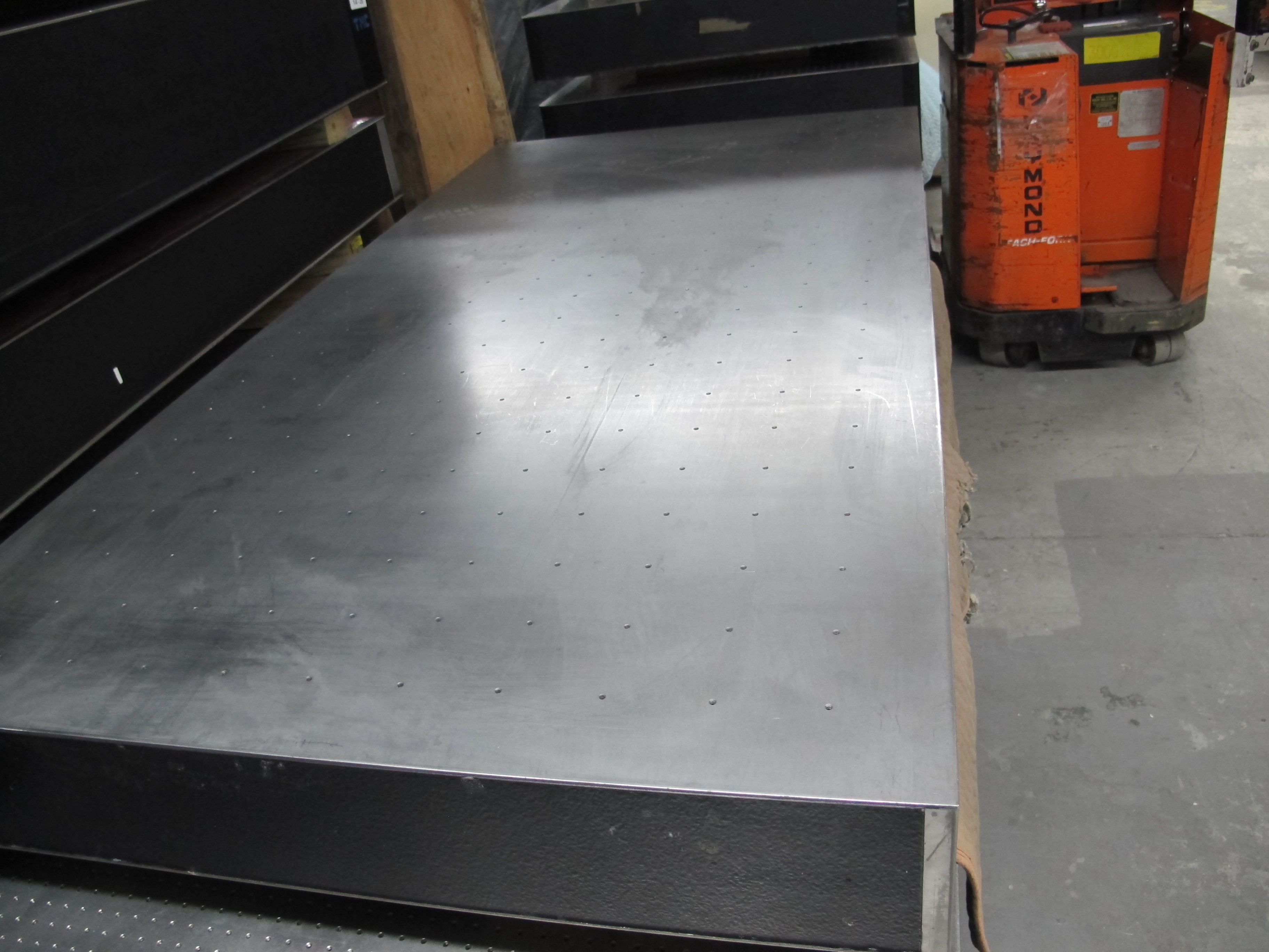 Optical Table Newport 4' x 8' x 8 inch Top 4 inch hole spacing