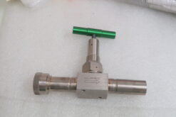 Nupro SS-8BK-TW SS Bellows Sealed Valve, Gasketed, PCTE Stem Tip, 1/2" TSW