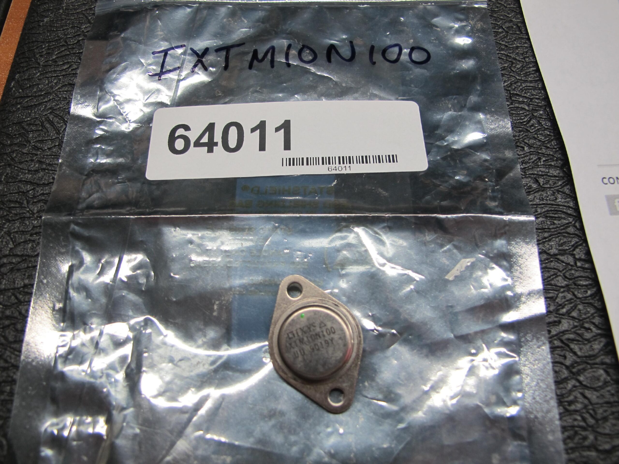IXYS IXTM10N100 10A 1000V N-channel MosFET Transistor