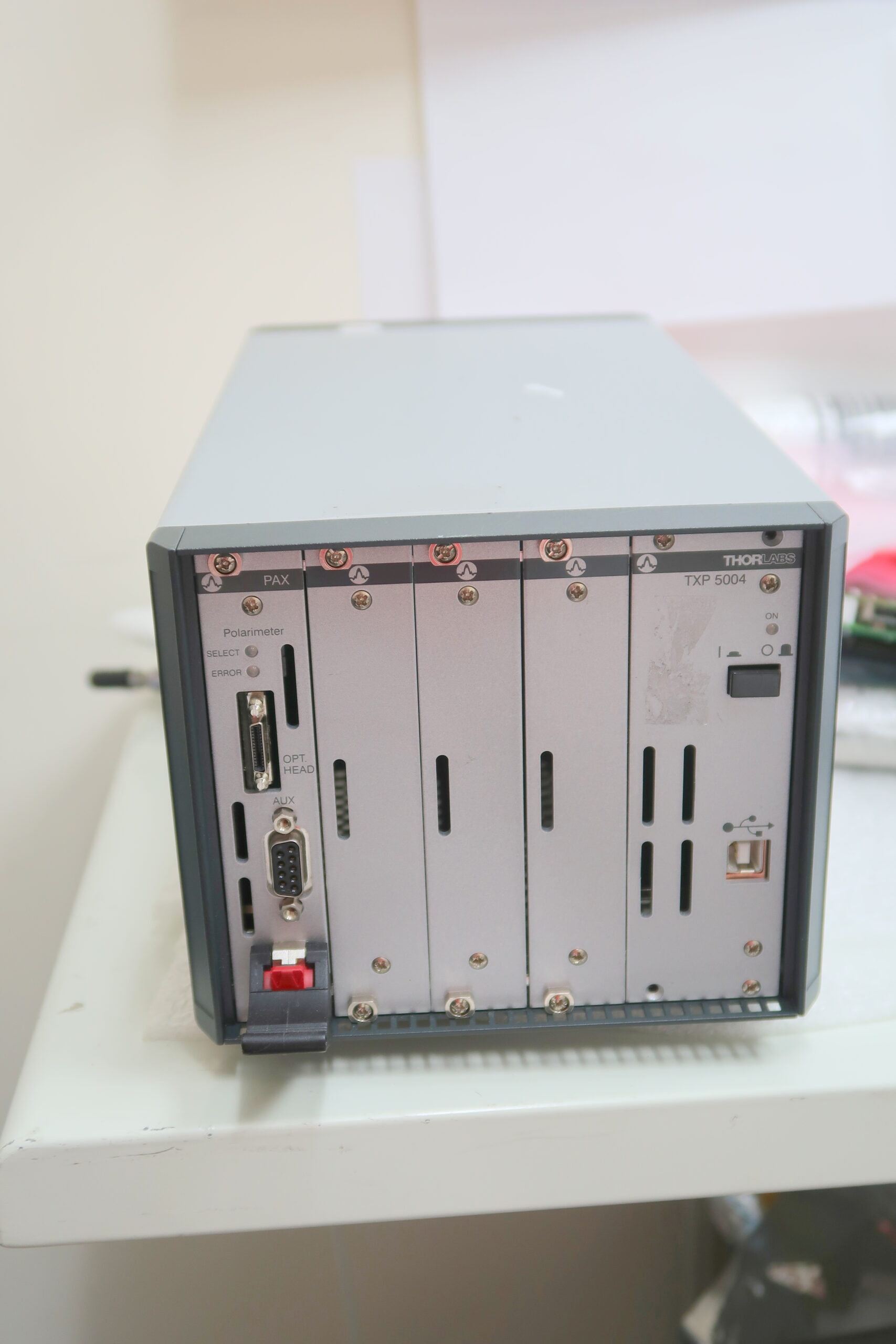 Thorlabs TXP 5004 4 Slot Chassis w/ USB Control