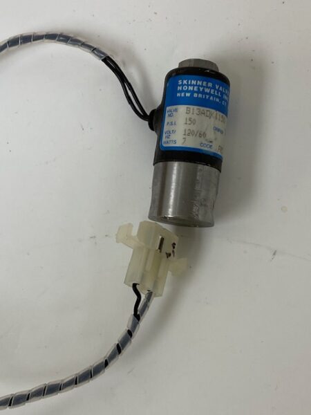 Skinner B13ADK1150 General Purpose Three-Way Direct Acting Valve
