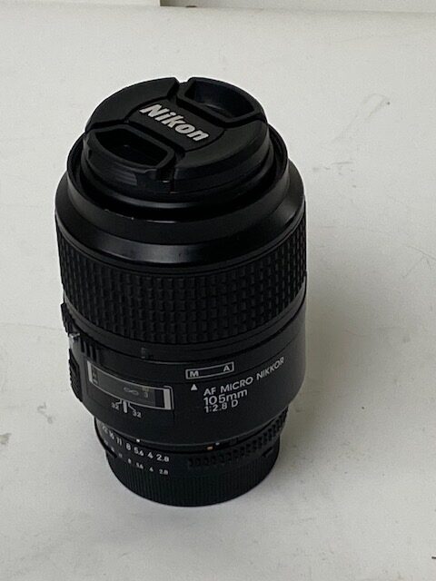 Nikon AF Micro NIKKOR 105mm f/2.8 D Lens