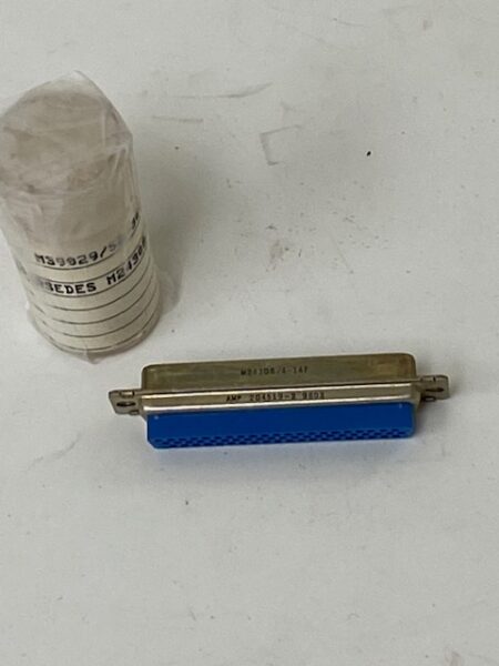 Amphenol M24308/4-14F D-Sub Connector