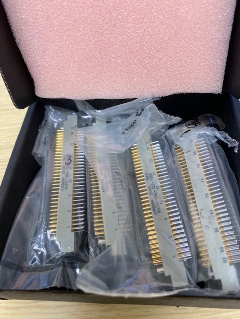 AirBorn RM312-092-122-5500 Connector - LOT OF 4