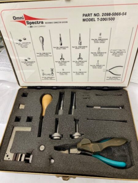 Omni Spectra T‑200/500 SMA Connector Assembly Kit