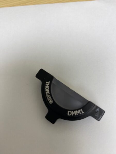 Thorlabs DMM1 Fixed D-Shaped Mirror Mount