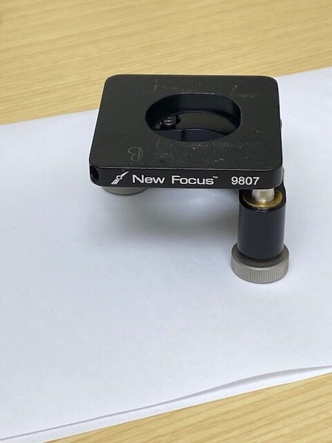 New Focus 9807 Mirror Mount