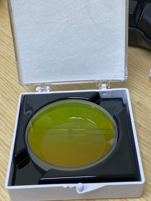 CVI Melles Griot W2‑PW‑2025‑C‑1050‑1600‑45UNP Optical Laser Window