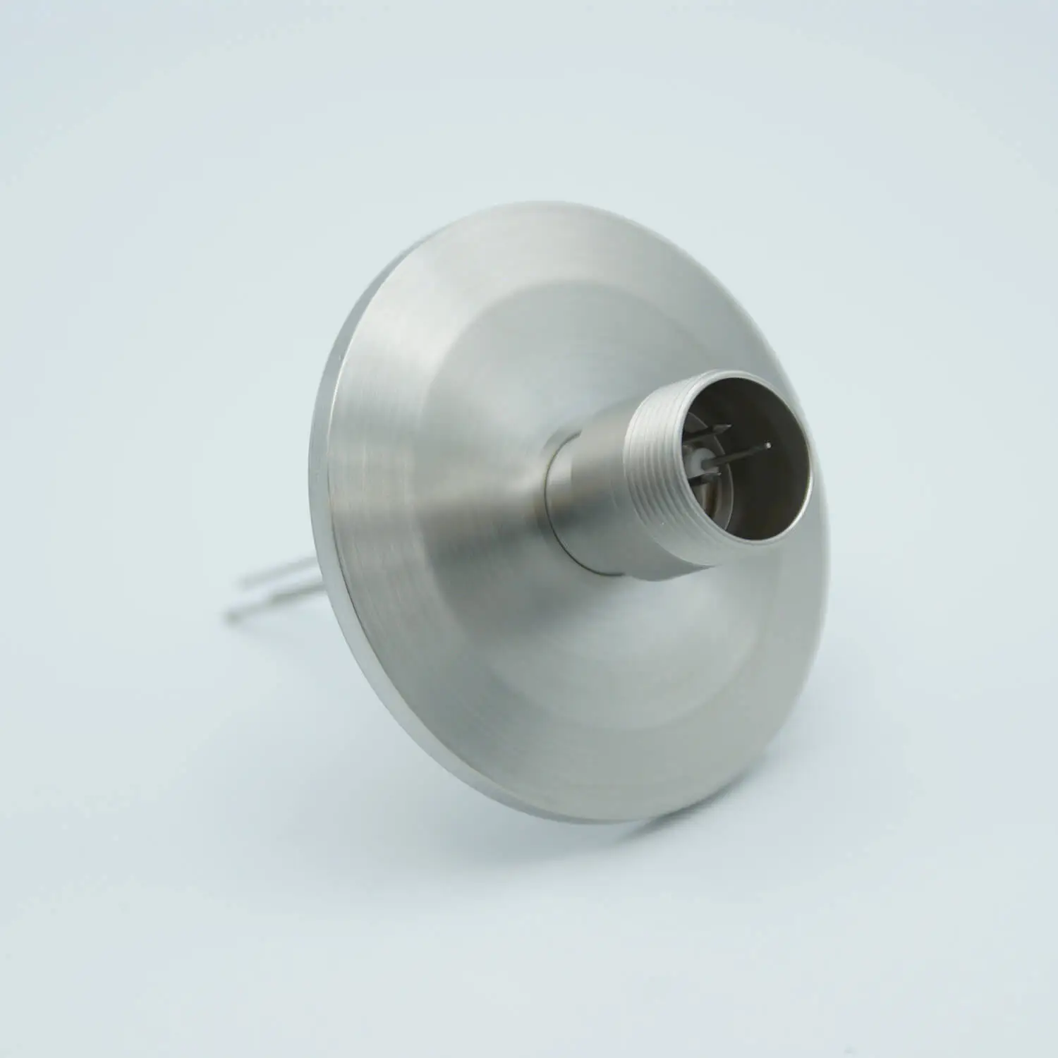 3-pin electrical feedthrough KF flange