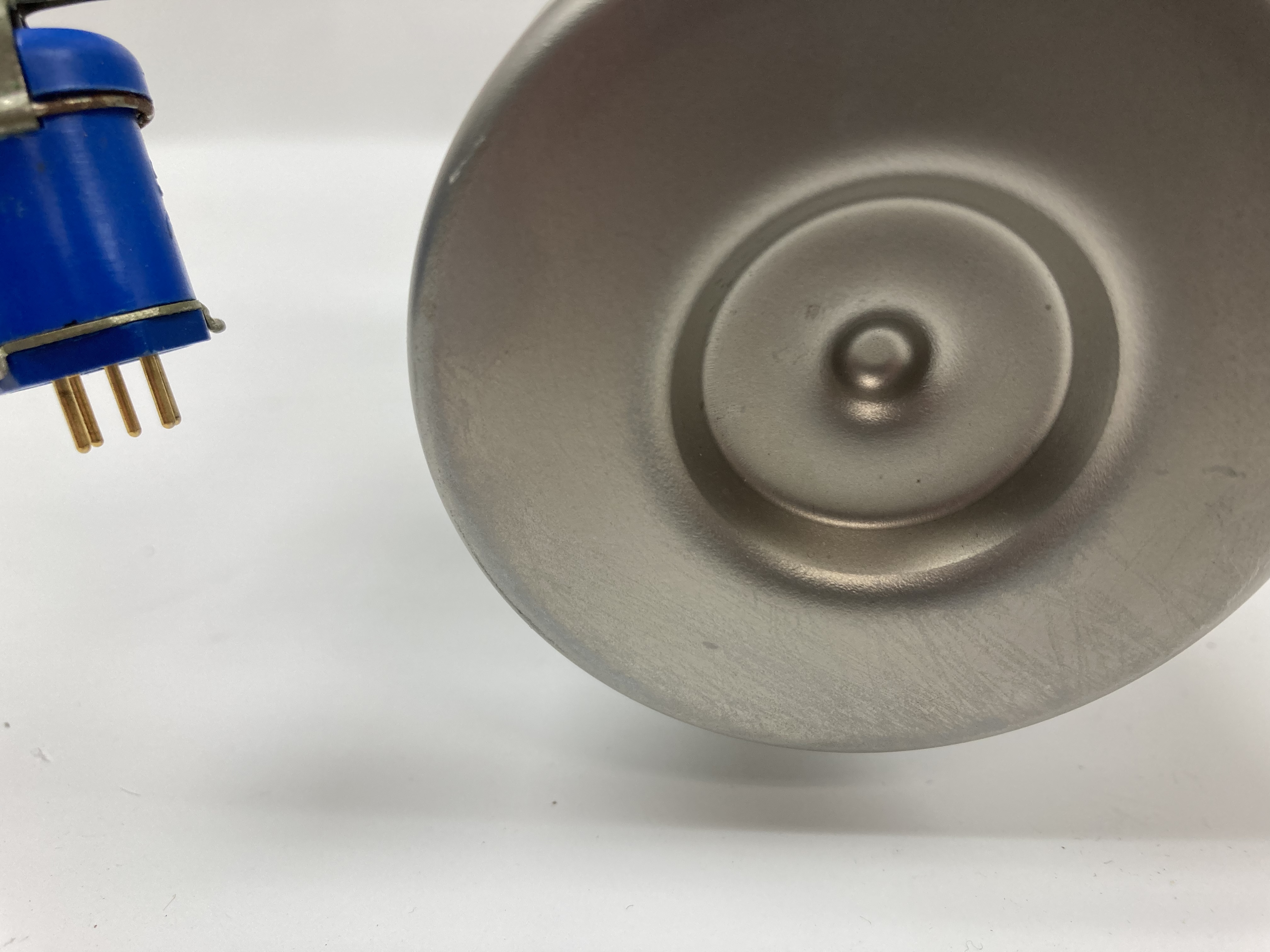 Varian 951-5090 Pneumatic Vacuum Right Angle Valve - Image 3