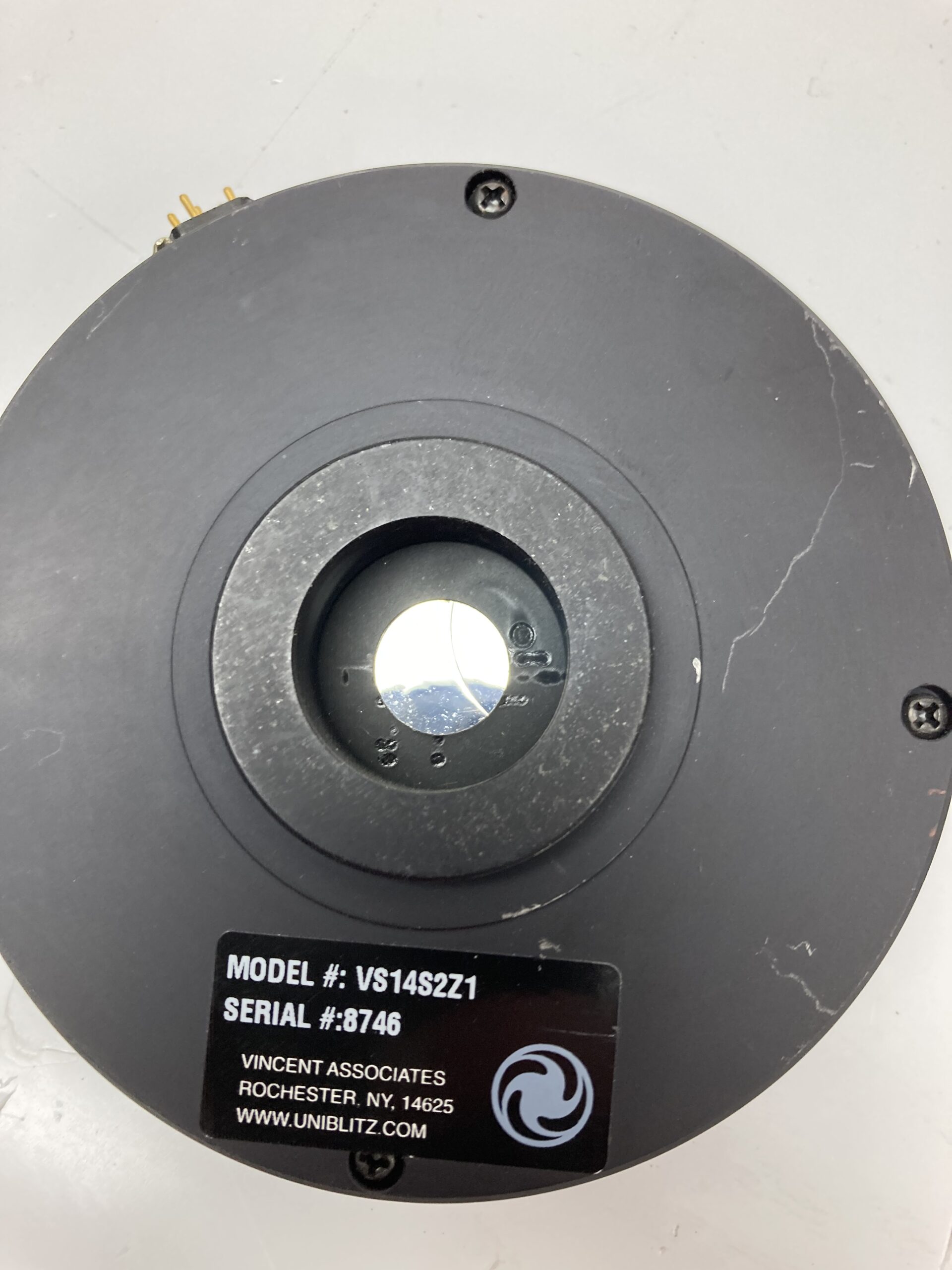 Vincent Associates Uniblitz VMM-D1 Shutter Driver with Uniblitz VS14S2Z1 Optical Shutter - Image 3