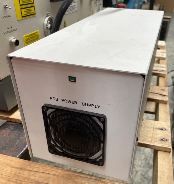 Varian 7000e FT-IR Spectrometer - Image 4