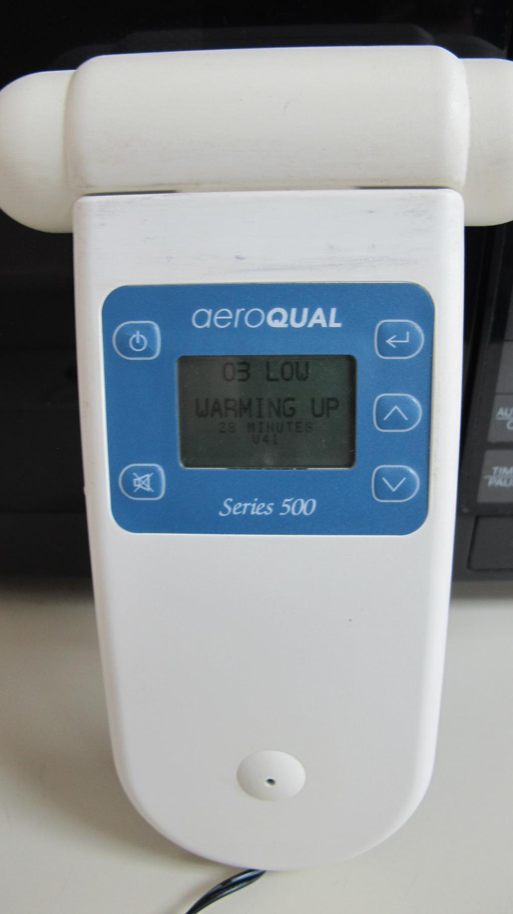 Aeroqual Ser 500 Handheld Monitor