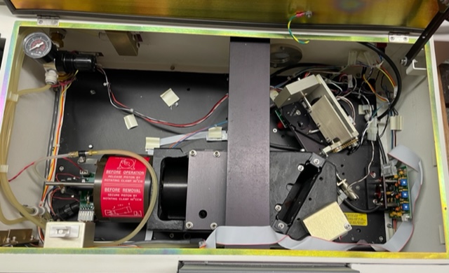 Varian 7000e FT-IR Spectrometer - Image 9