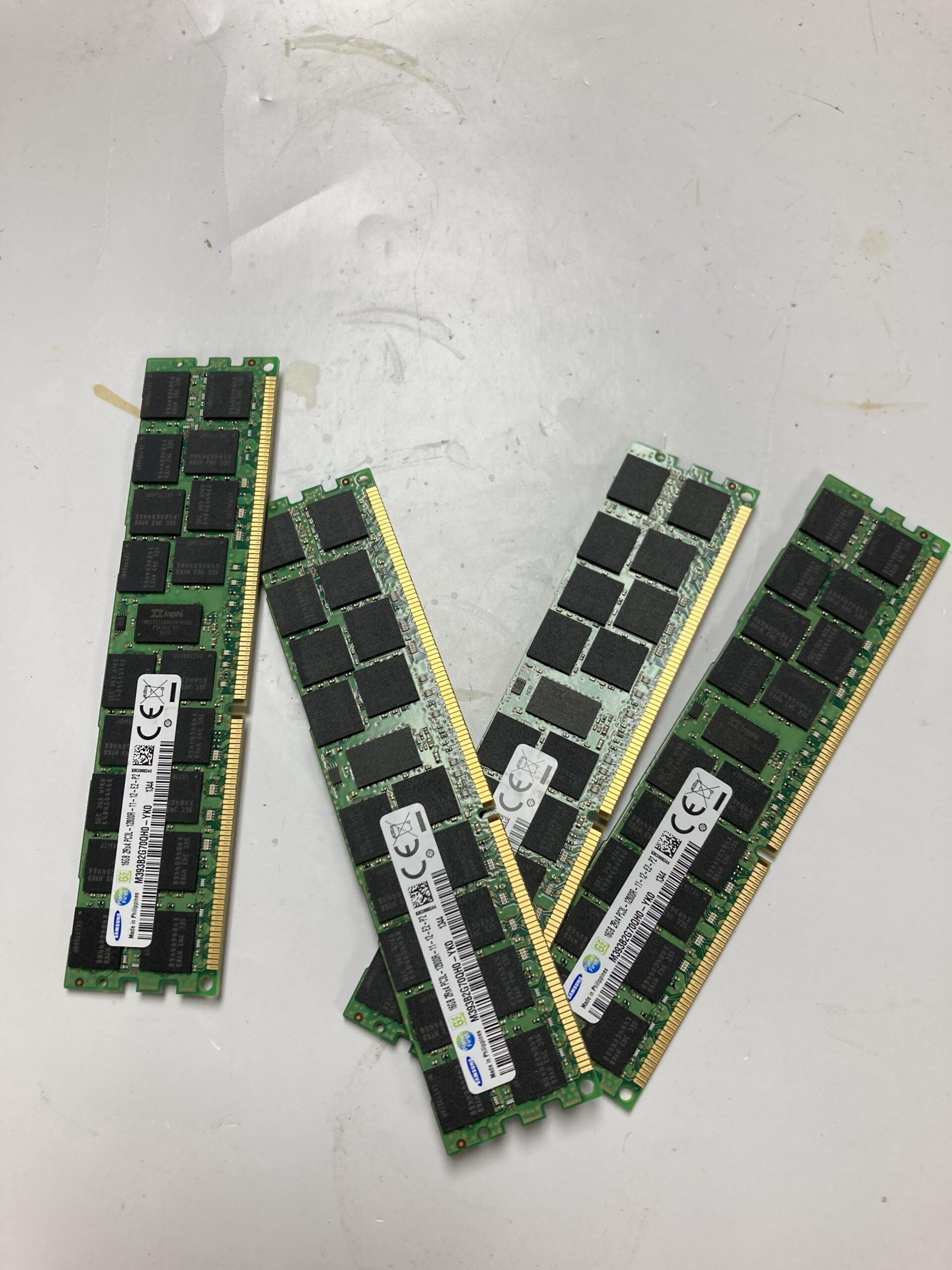 Samsung M393B2G70QHO-YKO; 16GB Memory (lot of 4)