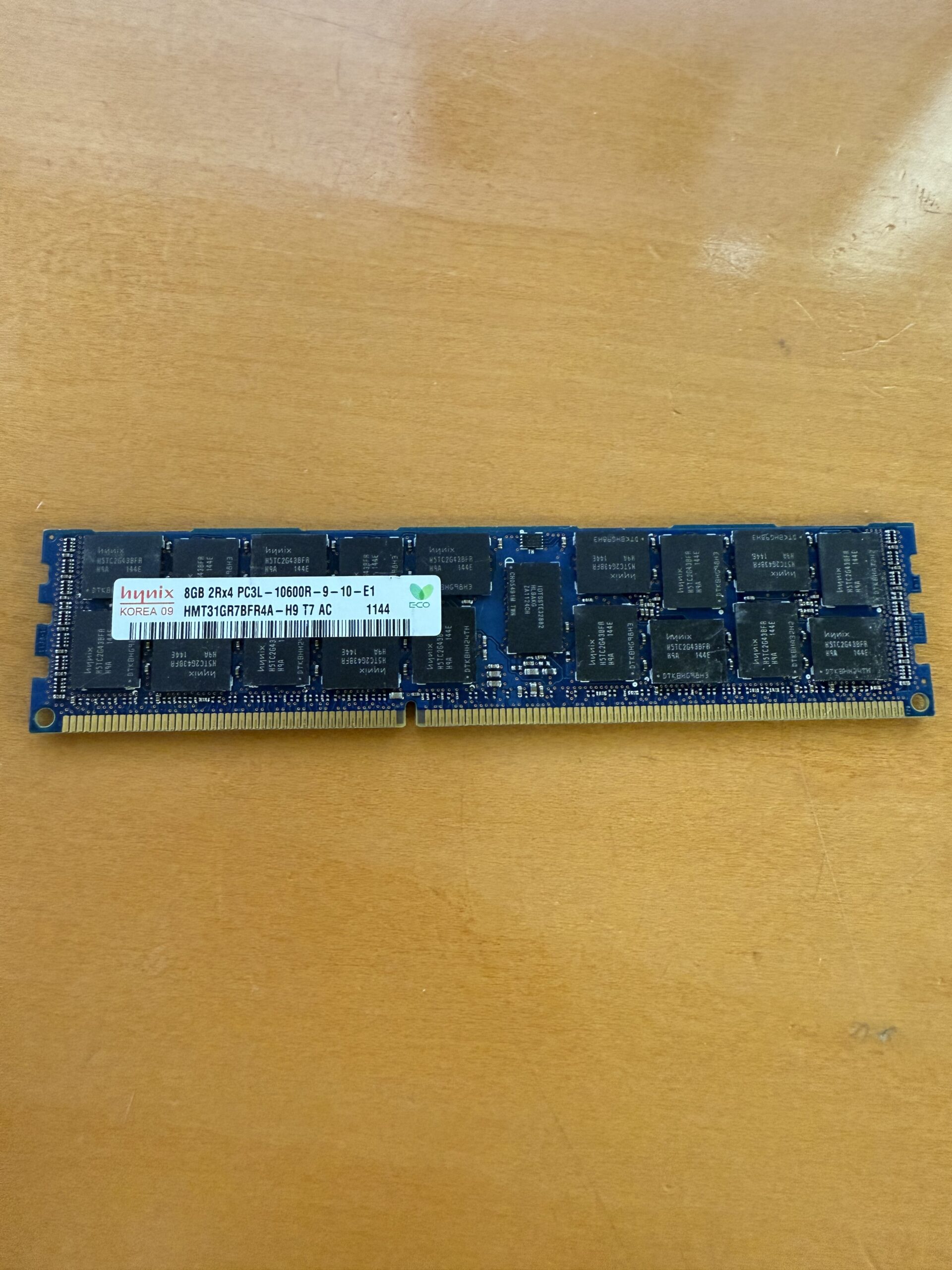 Hynix HMT31GR7BFR4A-H9T7AC 8GB
