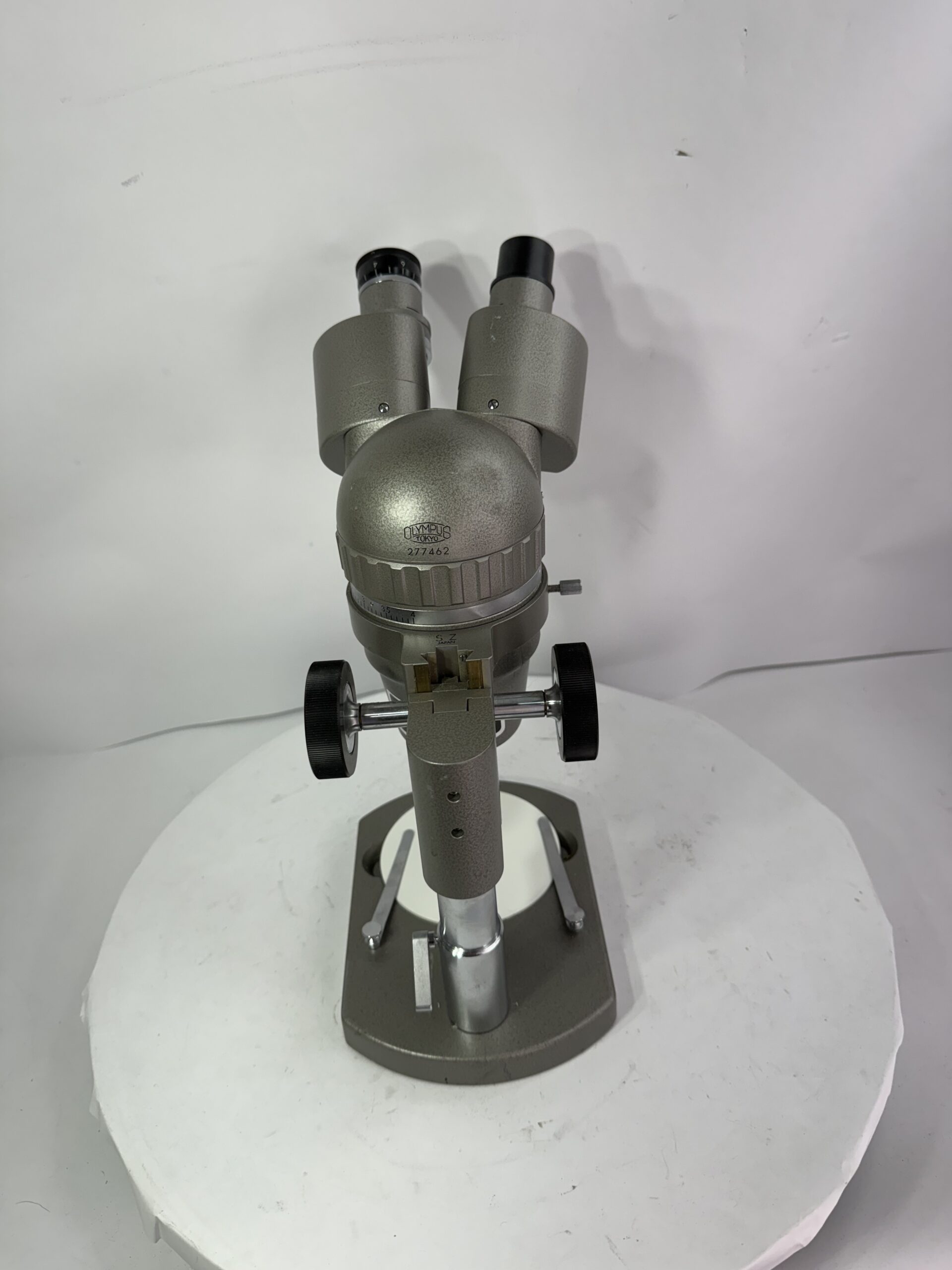 Olympus SZ-III stereo microscope - Image 3