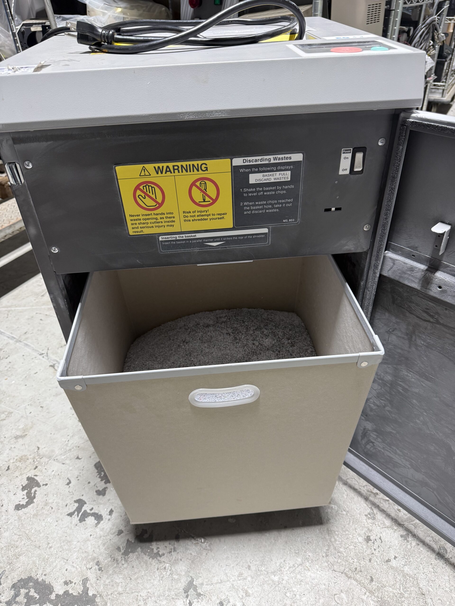 SEM Model 1201CC Cross-Cut Shredder - Image 4