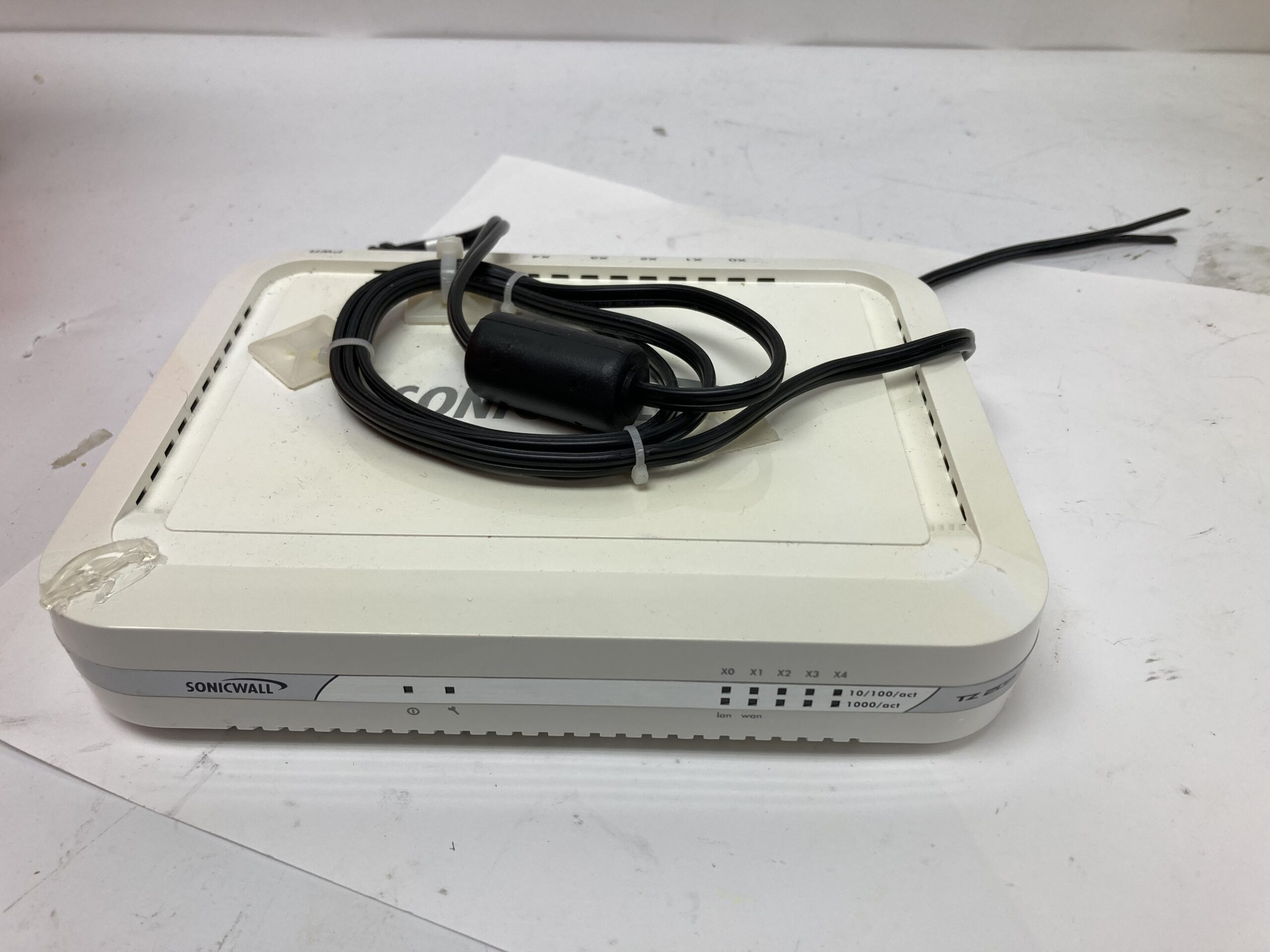 SONICWALL TZ 205 APL22-09D 5-PORT WIRED GIGABIT ETHERNET SECURITY APPLIANCE