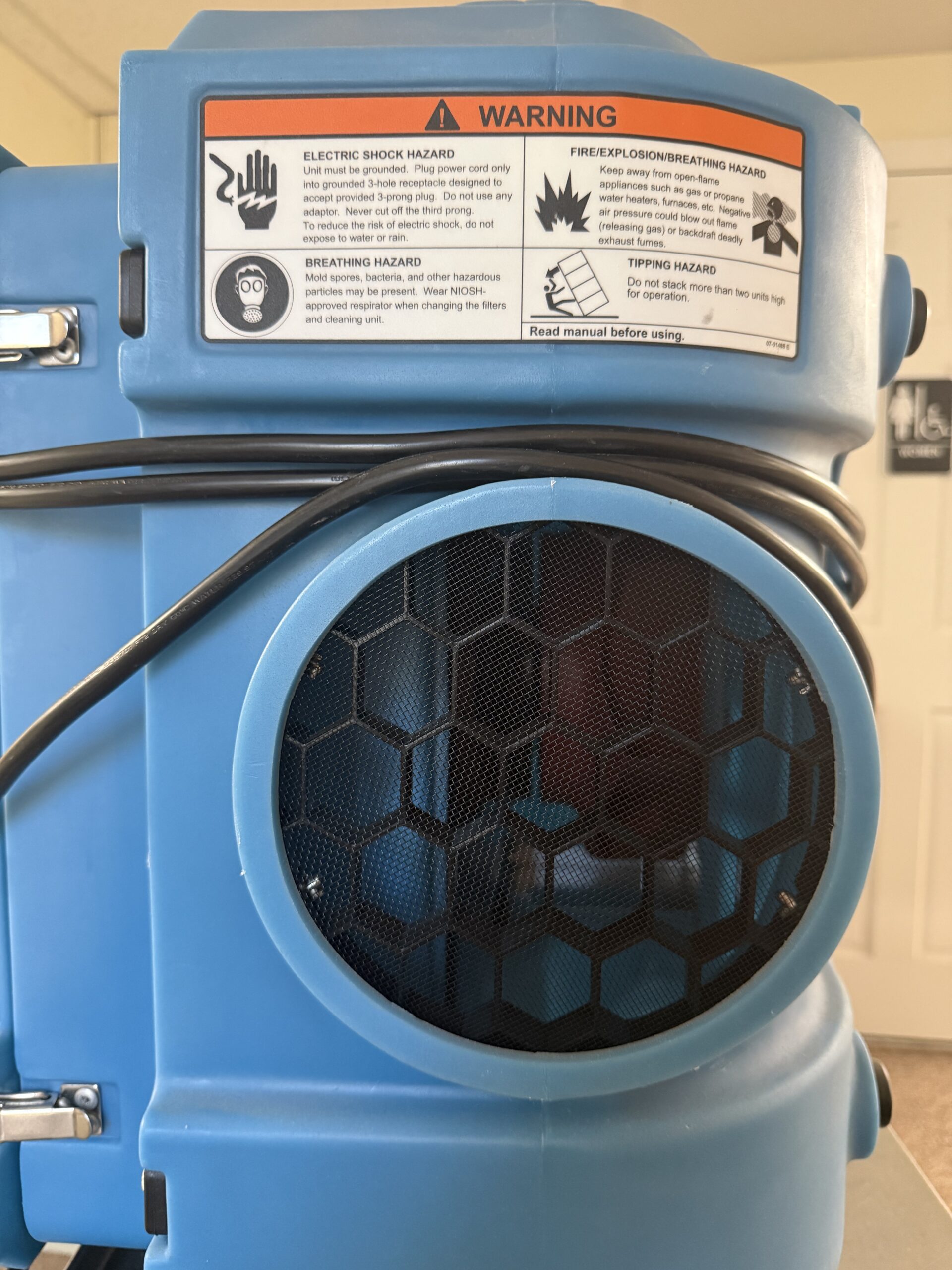 Dri-Eaz DefendAir HEPA 500 air scrubber - Image 2